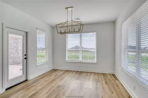 2921 Spector Dr, Bryan, TX 77808 photo 9