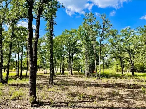 637 Beaver Rdg, Caldwell, TX 77836
