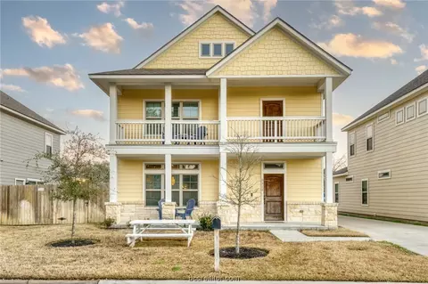 122 Richards Street A, College Station, TX 77840