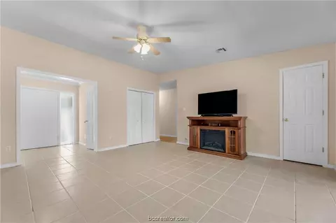 Living - 1925 Wayside Dr, Bryan, TX 77802 photo 4 of 6