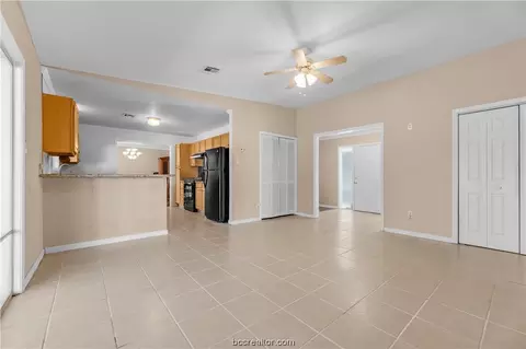 Living - 1925 Wayside Dr, Bryan, TX 77802 photo 3 of 6