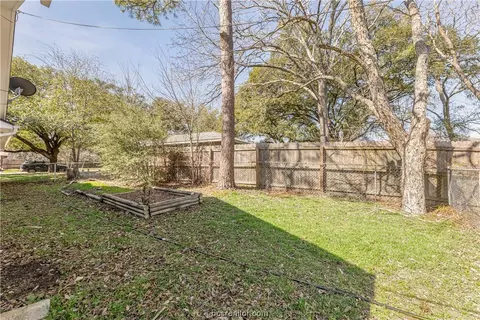 Exterior - 1925 Wayside Dr, Bryan, TX 77802 photo 8 of 8