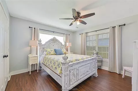 1604 E 28th St, Bryan, TX 77802 photo 11