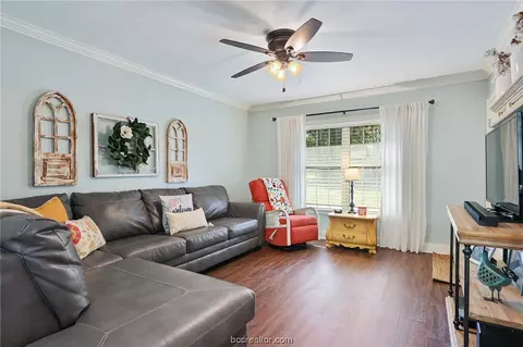 1604 E 28th St, Bryan, TX 77802 photo 7