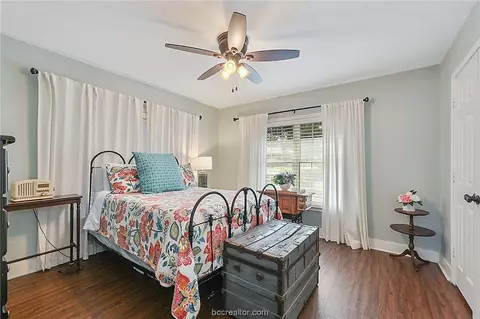 1604 E 28th St, Bryan, TX 77802 photo 12