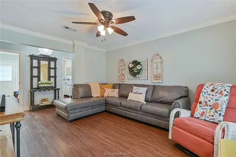 1604 E 28th St, Bryan, TX 77802 photo 6