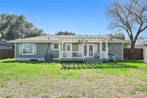 1604 E 28th St, Bryan, TX 77802 photo 17