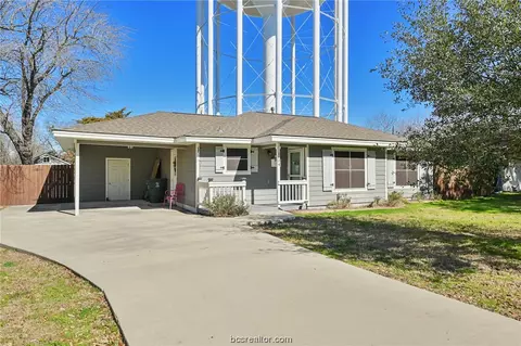 1604 E 28th St, Bryan, TX 77802 photo 4