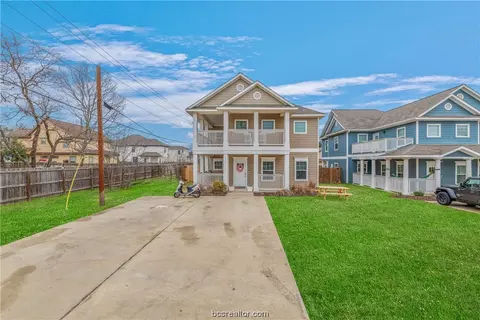 601 Maryem St, College Station, TX 77840