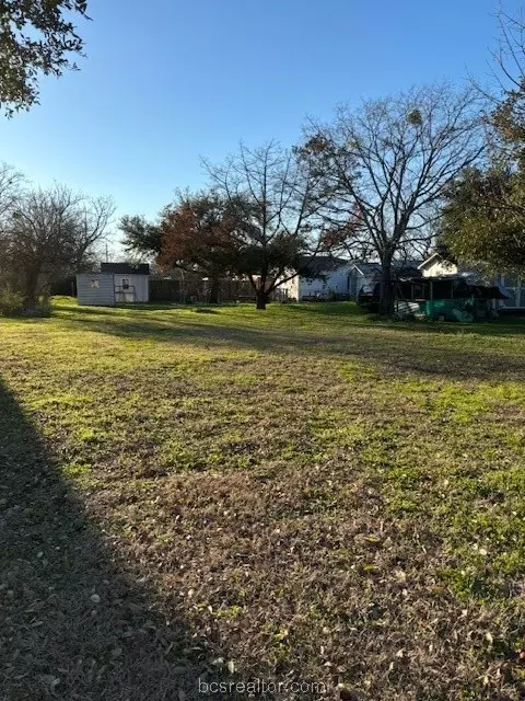 706 N Parker, Bryan, TX 77803