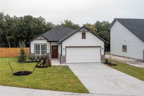 3504 Dill St, Bryan, TX 77803