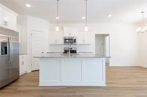 3505 Dill Ct, Bryan, TX 77803