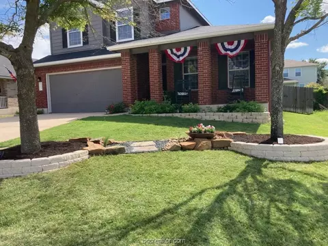 105 Banner Ave, Leander, TX 78641