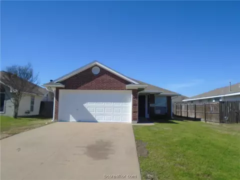 607 Hartford Dr, College Station, TX 77845