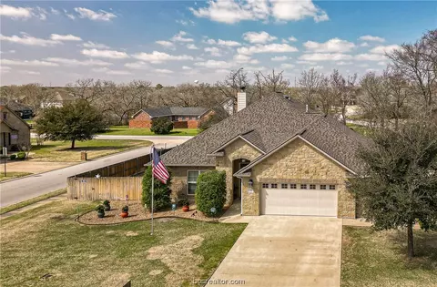 1201 Ebbtide Cv, College Station, TX 77845