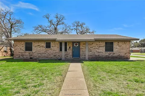 901 Kasserman St, Bryan, TX 77802