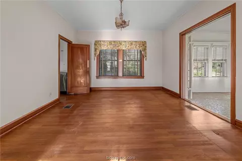 Dining - 700 E 32nd St, Bryan, TX 77803 photo 1 of 1
