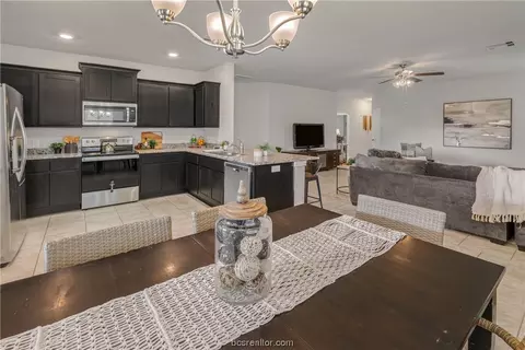 Kitchen - 1947 Cartwright St, Bryan, TX 77807 photo 5 of 5