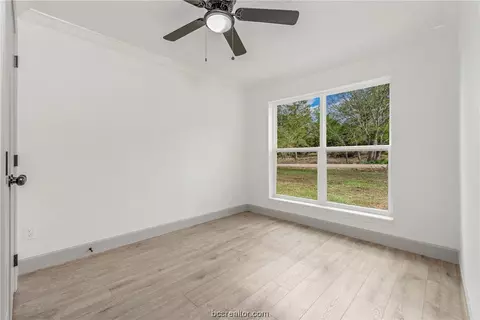 8331 Scasta, Bryan, TX 77808 photo 4