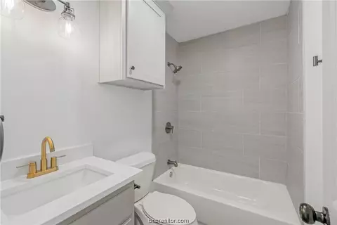 8331 Scasta, Bryan, TX 77808 photo 6