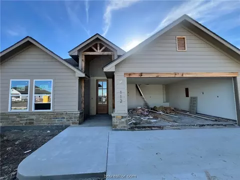 112 Turnrow Cv, Snook, TX 77878