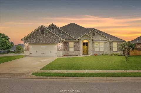 3001 Embers Loop, Bryan, TX 77808
