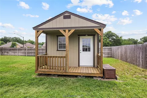 3001 Embers Loop, Bryan, TX 77808 photo 39