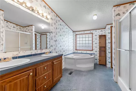 3146 Starlight Dr, Bryan, TX 77808 photo 13