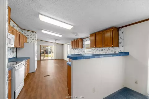 3146 Starlight Dr, Bryan, TX 77808 photo 7