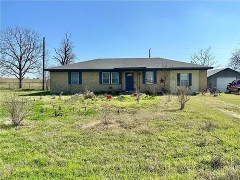 228 Cedar Grove Rd, Rockdale, TX 76567