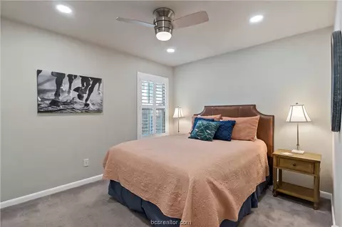 Bedroom - 2113 Stubbs Dr, Bryan, TX 77807 photo 1 of 3