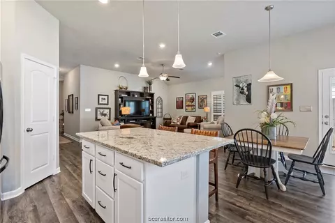 Kitchen - 2113 Stubbs Dr, Bryan, TX 77807 photo 6 of 6