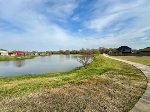 View/Area - 1052 Venice Dr, Bryan, TX 77808 photo 1 of 4