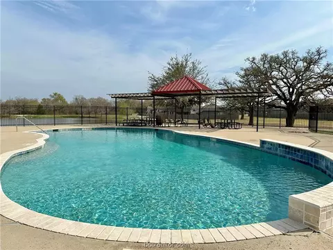 Exterior - 1052 Venice Dr, Bryan, TX 77808 photo 9 of 15