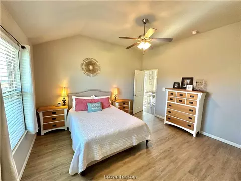 Bedroom - 1052 Venice Dr, Bryan, TX 77808 photo 2 of 4