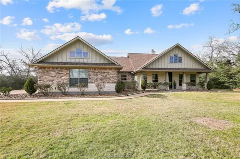 9625 Edinburg, Iola, TX 77861
