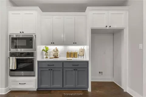 4245 Padova Cir, College Station, TX 77845