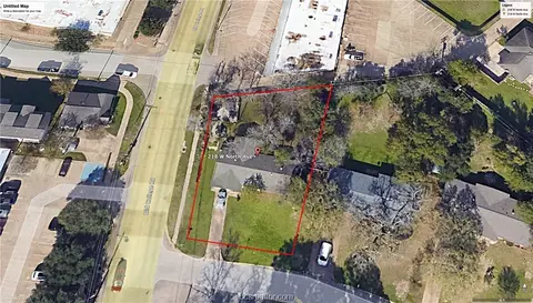 218 W North Ave W, Bryan, TX 77801