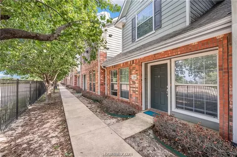 1001 Krenek Tap Road 2904, College Station, TX 77840