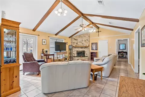 3706 Windridge Dr, Bryan, TX 77802 photo 6