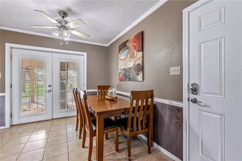Dining - 407 Tee Dr, Bryan, TX 77801 photo 1 of 2