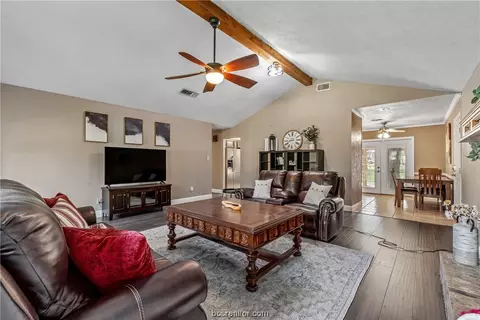 Living - 407 Tee Dr, Bryan, TX 77801 photo 4 of 5