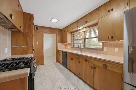 Kitchen - 708 Esther Blvd, Bryan, TX 77802 photo 3 of 5
