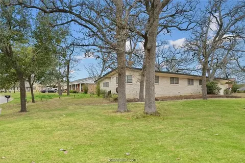 Exterior - 708 Esther Blvd, Bryan, TX 77802 photo 6 of 6