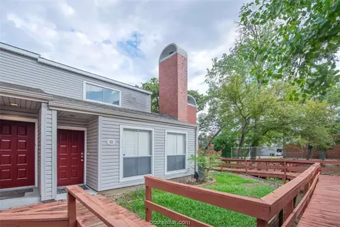 1500 Olympia Way 12, College Station, TX 77840