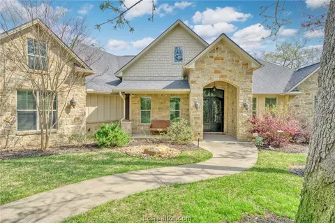 18336 Anasazi Bluff Dr, College Station, TX 77845