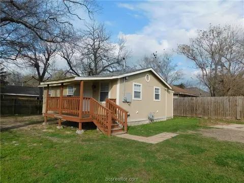 303 N Brazos, Bryan, TX 77803