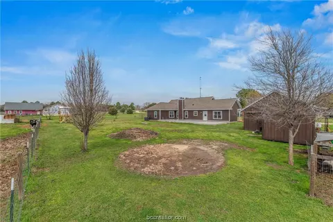 Exterior - 16172 Bench Ln, Bryan, TX 77807 photo 4 of 4