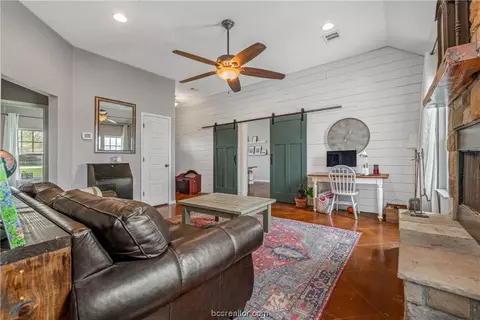 Living - 16172 Bench Ln, Bryan, TX 77807 photo 3 of 6