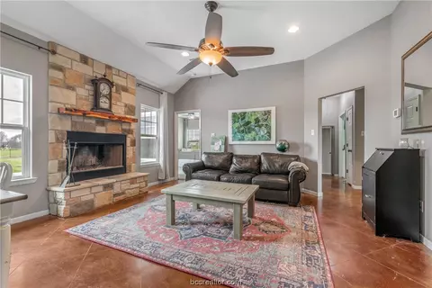 Living - 16172 Bench Ln, Bryan, TX 77807 photo 2 of 6